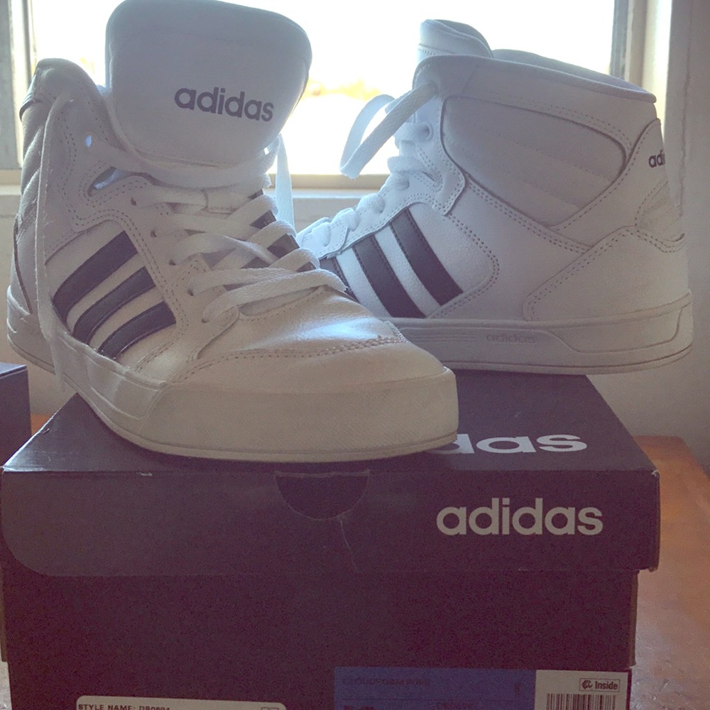 Adidas tenni shoes size 10 for women